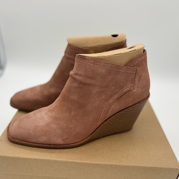 Lucky Brand Shoes - Lucky Brand Women's MACAWI Ankle Boot, Roasted, Tan 10 M